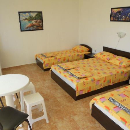 "Agatopolis"- Подсигурено Безплатно Паркиране Hotel อัคโตโปล ภายนอก รูปภาพ